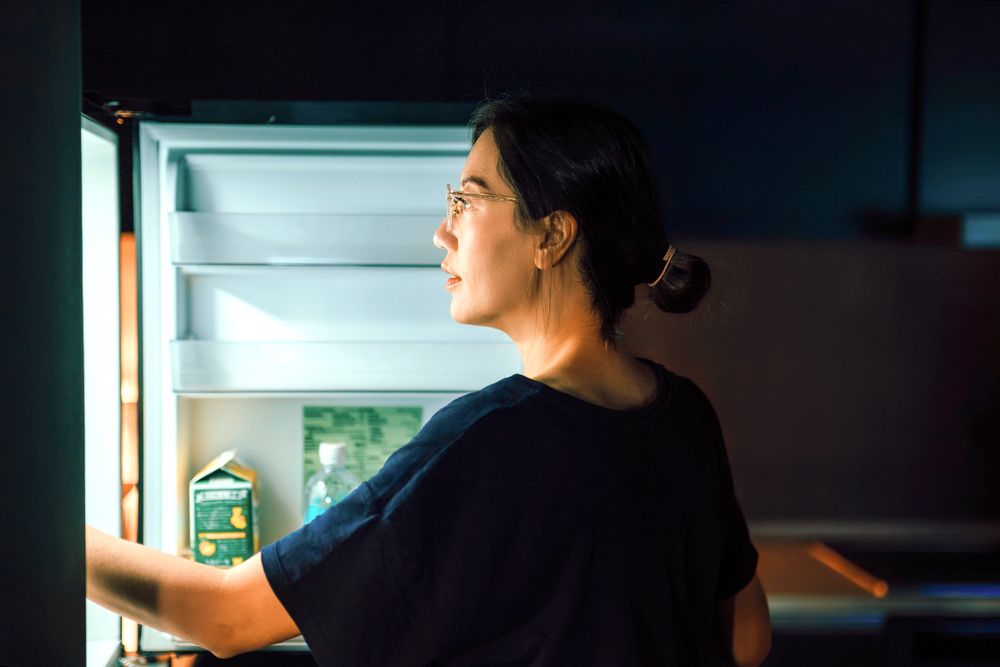 Putting a Flashlight in Your Fridge Could Save You Money