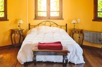 6 Paint Colors You Should Never Use in a Small Room